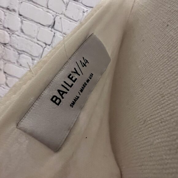 Anthropologie Bailey 44 Tusk Cold Shoulder Lace Top size S Feminine Romantic - Picture 10 of 13